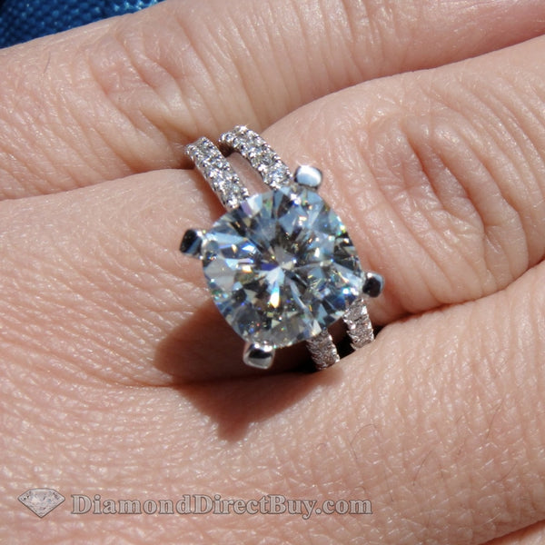 5.51 Wedding Set 4.01 I Vs2 Center Cushion Engagement Rings