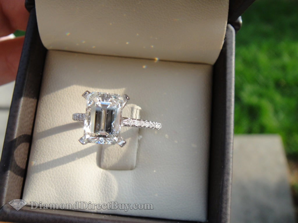 2.00 Ct I Vs1 Emerald Cut Gia Certified With Pave Diamond Mounting Engagement Rings