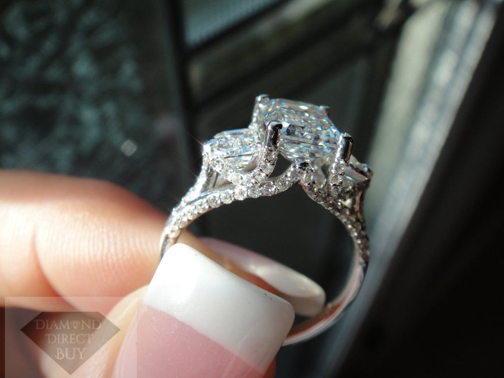 3.20 Emerald Cut Masterpiece With A 2.51 J/vvs2 Center Gia Engagement Rings